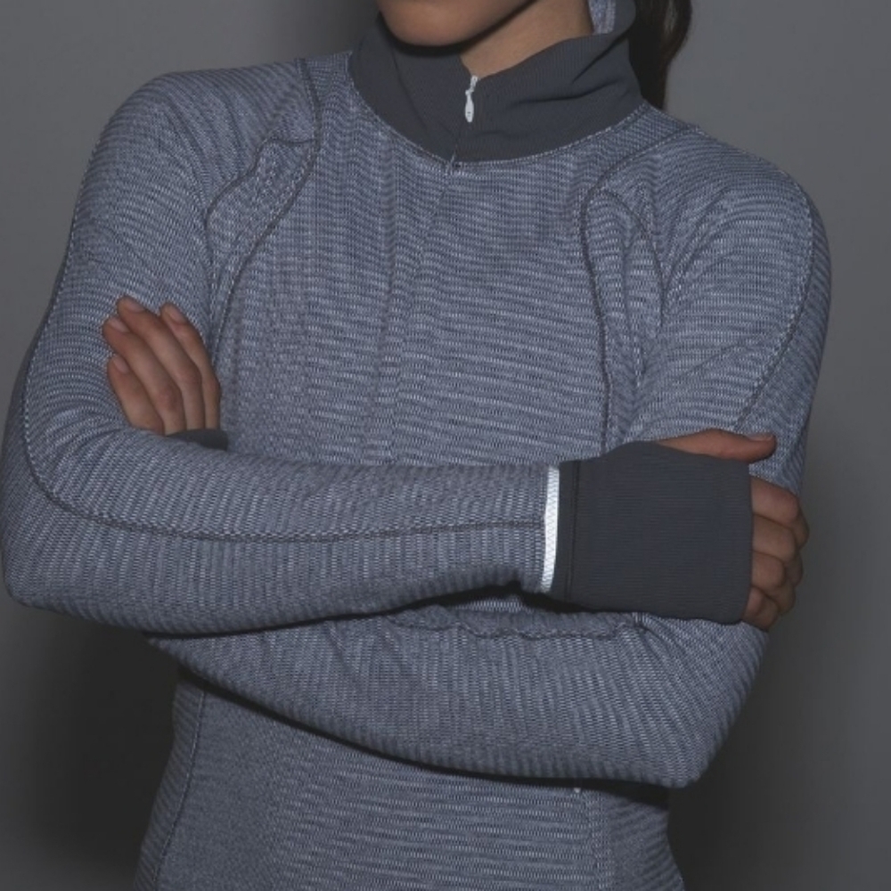 Lululemon Runderful 1/2 Zip - Picture 2 of 12